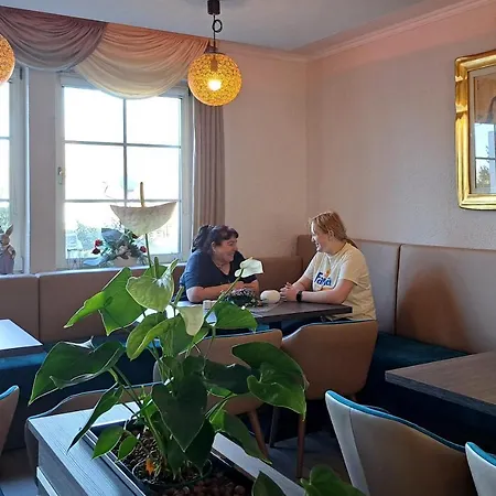 Elbrivera Alt Prester Hotel