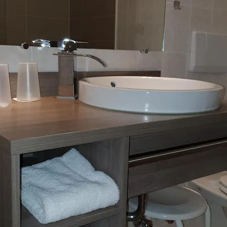 Elbrivera Alt Prester Hotel