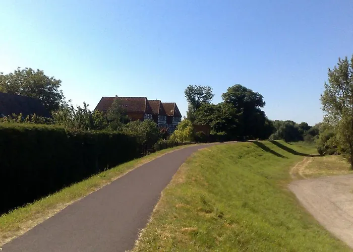 Hotel Elbrivera Alt Prester 3*