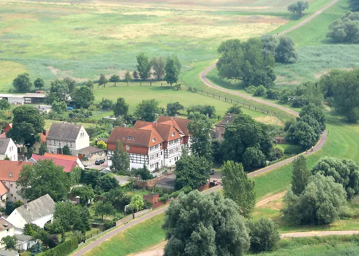 Elbrivera Alt Prester Hotel